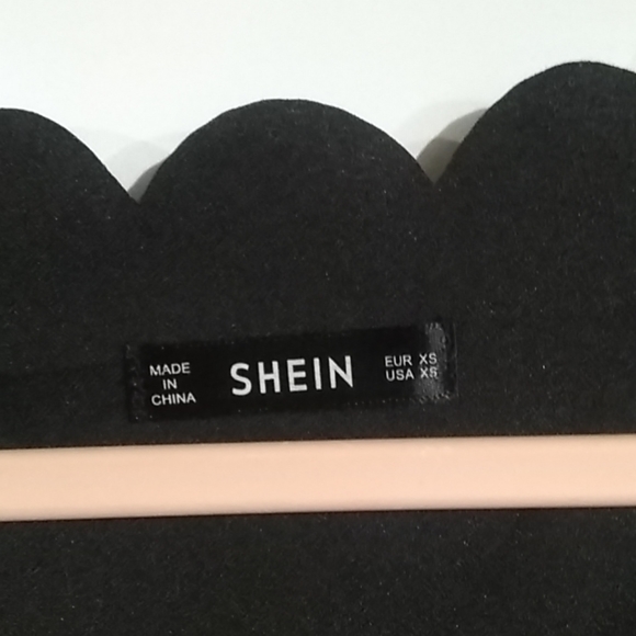 Shein Scallop Trim Tank Blouse Size XS - Picture 3 of 6